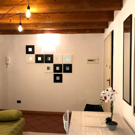 House A Apartment *