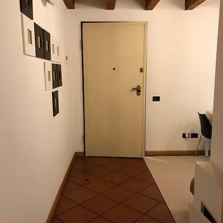 House A Apartment *